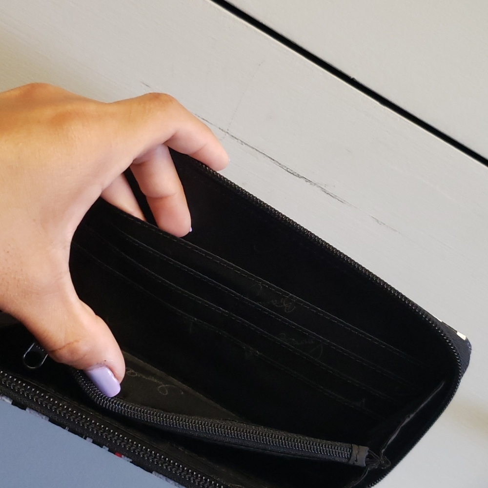 NWOT Vera Bradley Wallet - Picture 13 of 15